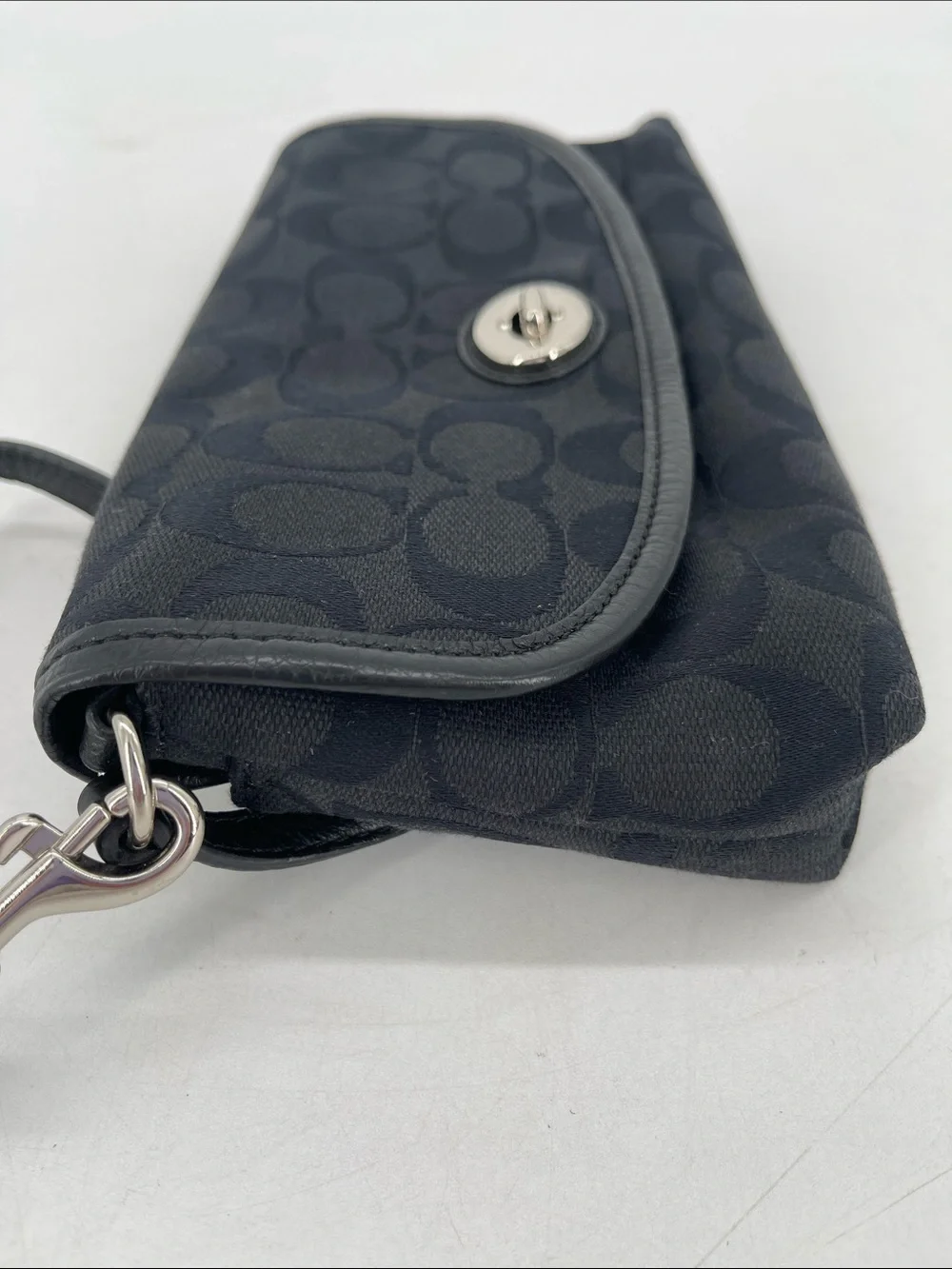 Vintage Coach Signature Black Canvas Turn-Lock Wristlet/Clutch
